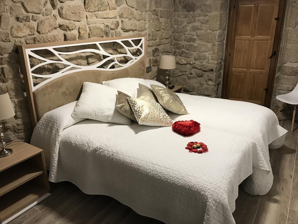 Landhaus La Casona De Alutiz & Bodega